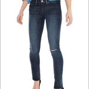 Levi 711 skinny jeans