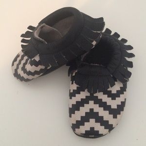 Tribal black & white baby Mocs size 2 baby/toddler
