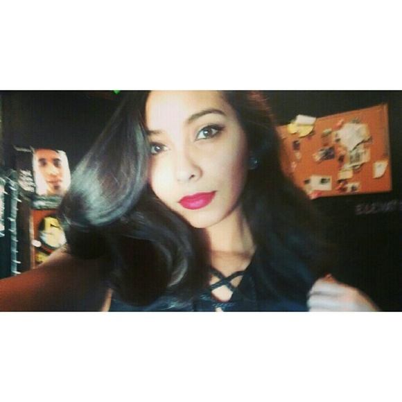 Meet your Posher, Taylor - Picture 1 of 1