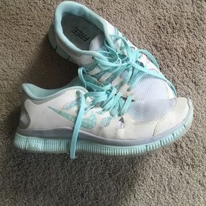 Nike free sneakers