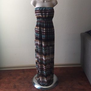 Ya Los Angeles striped maxi dress Sz small