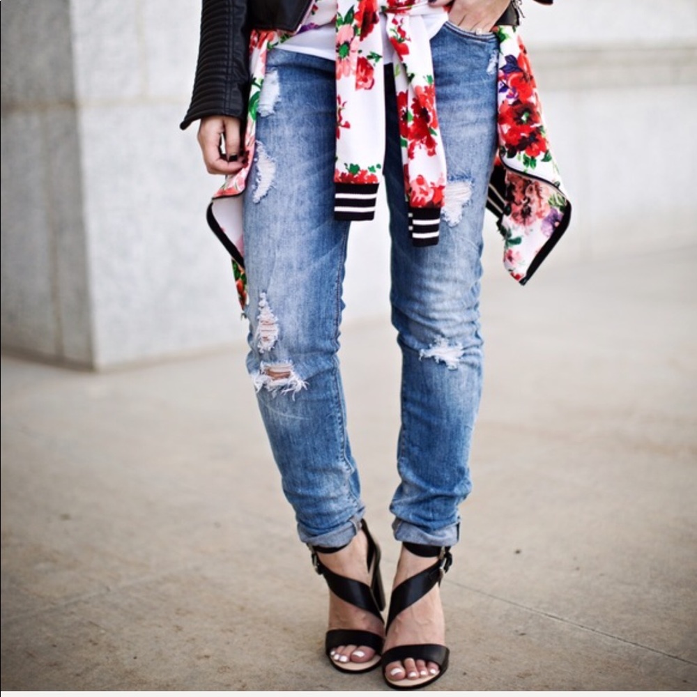 Zara Slim Fit Boyfriend Jeans