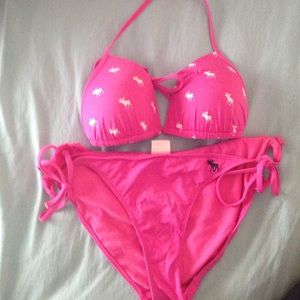 Abercrombie and Fitch swim set