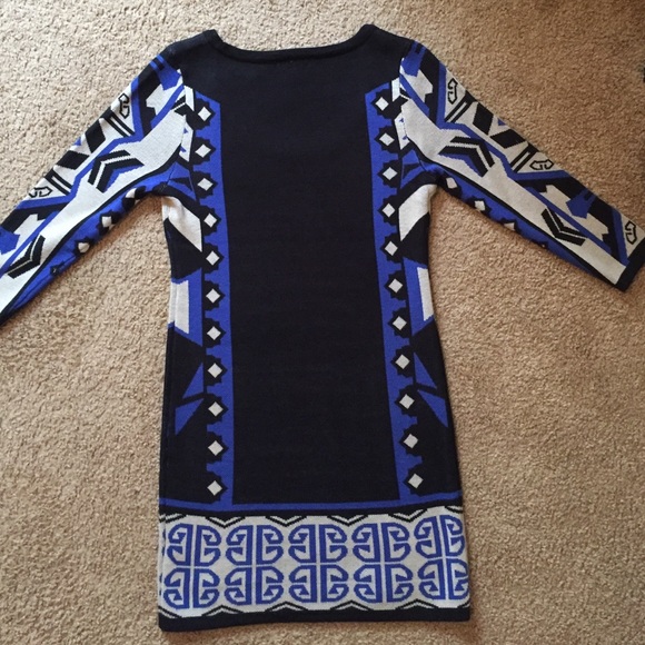 Quarter sleeve multi print sweater dress - Picture 2 of 4