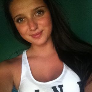 Meet your Posher, Arianna