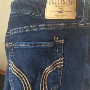 Hollister dark wash skinny jeans