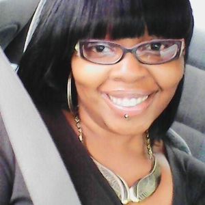 Meet your Posher, Denise