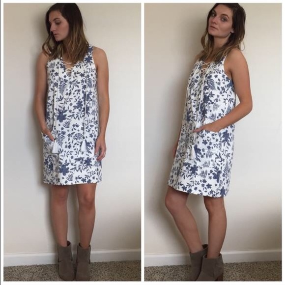 Lola • Lace Up Tunic Dress - Picture 3 of 3