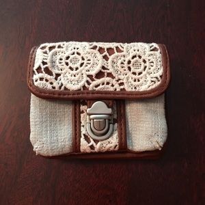 Very cute wallet by Mudd.