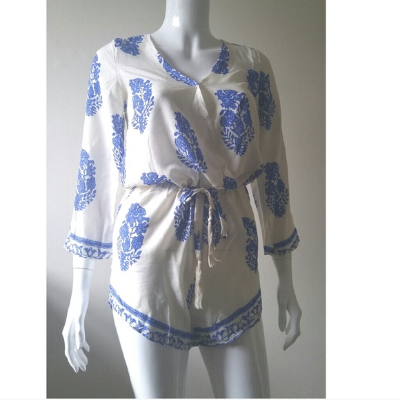 Leaf Print Romper - Picture 2 of 3