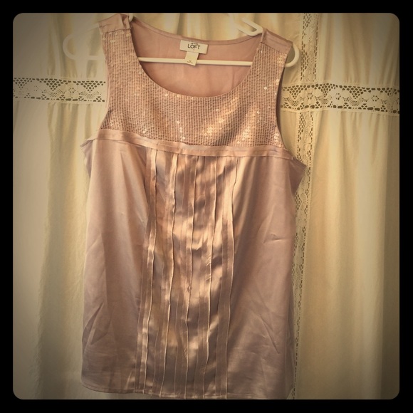 Beautiful loft dressy tank