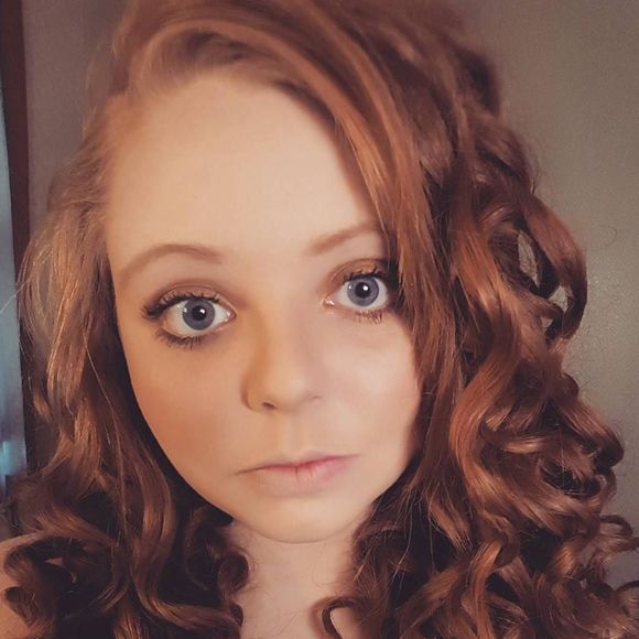 Meet your Posher, Bethany - Picture 1 of 1