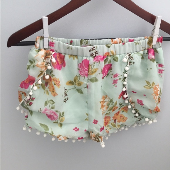Boutique brand Pom shorts