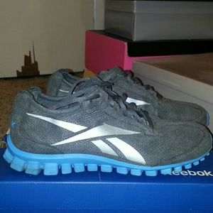 Reebok Real Flex sneakers