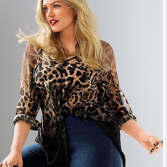 Muse leapard ombre button shirt.