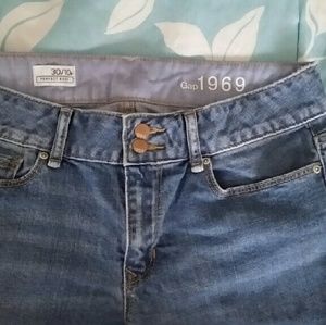 GAP 1969 Jeans