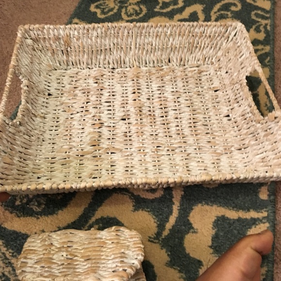 Rectangle tray and matching oval napkin holder