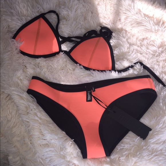 NWT Triangl neoprene XS swim suit never worn