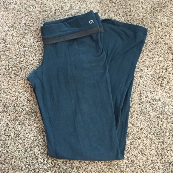 Gap Maternity Yoga Pants