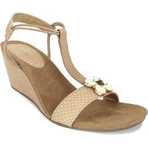 Lindsay Phillips heels