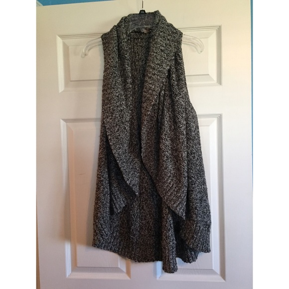 Sleeveless Sweater Vest