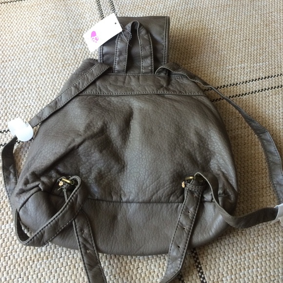 Back pack - Picture 2 of 2