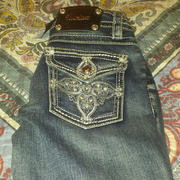 25$ - Picture 3 of 3