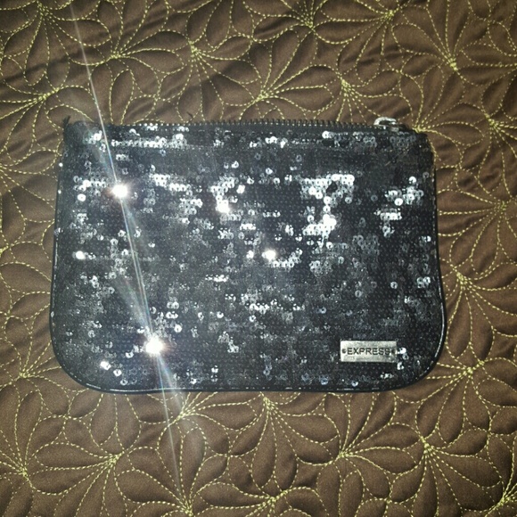 Express mini clutch