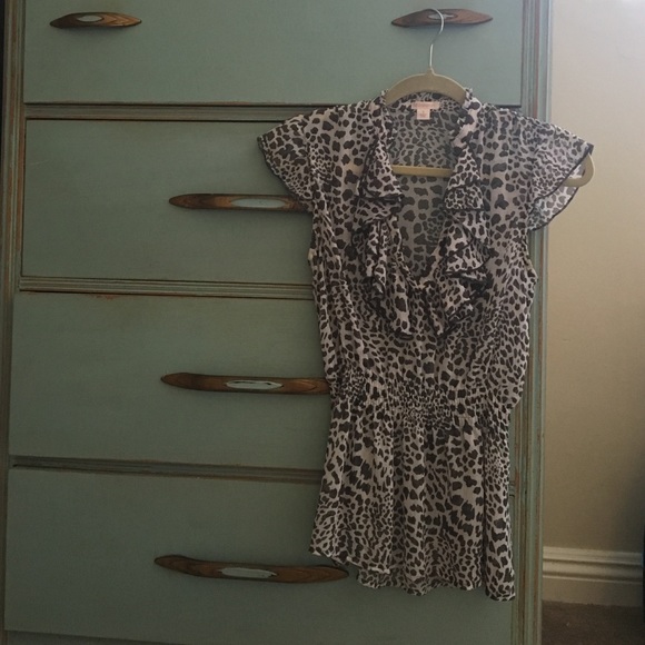 Black and white blouse.