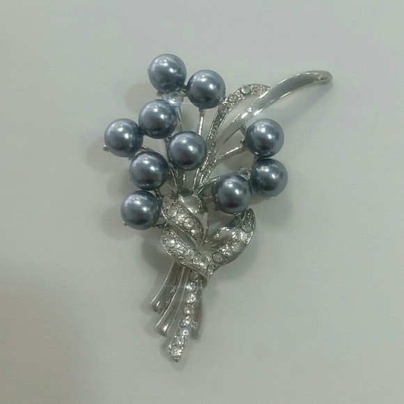 Brooch