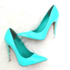 Lola Shoetique Teal Heels