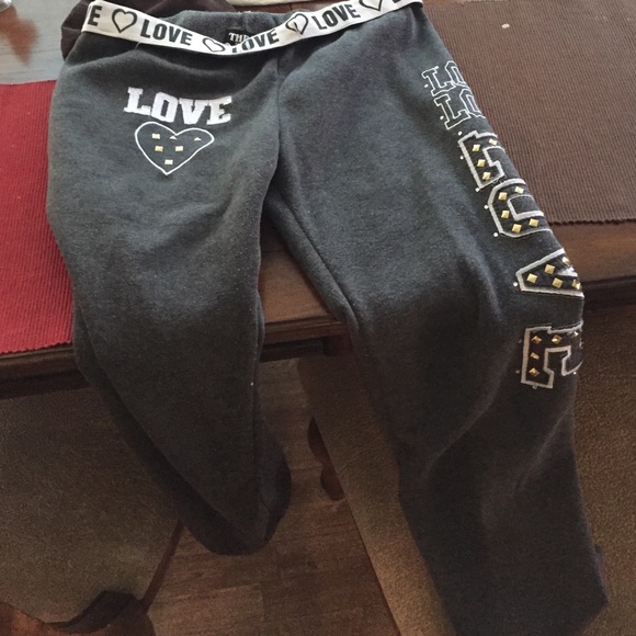 Cropped sweat pants