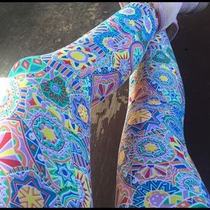 Lularoe OS crazy circle leggings