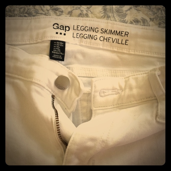 Gap white skinny jeans