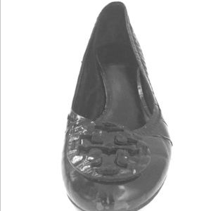 Tory Burch Amy Black size 6 pump