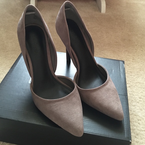 NWOT!! Heels