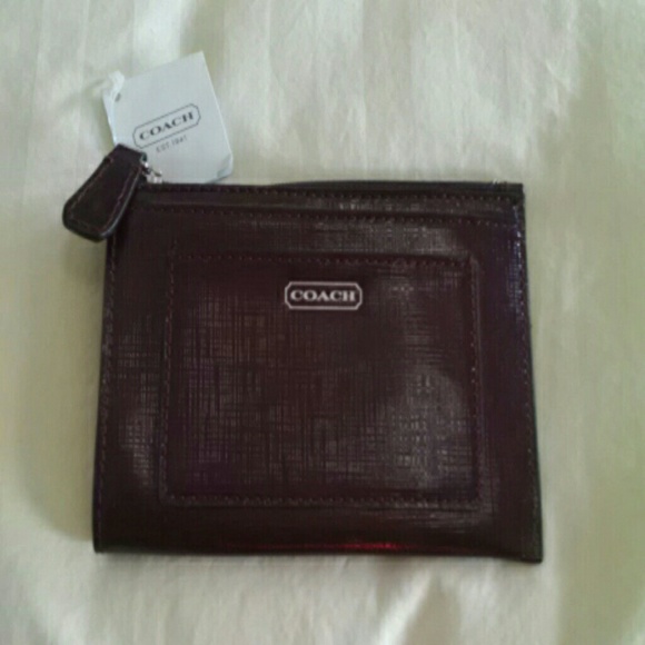 Burgundy Patent Leather Coach medium skinny - Picture 1 of 4