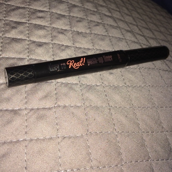 Benefit They're Real push-up liner
