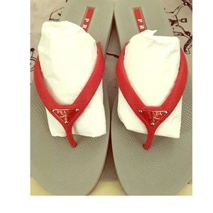 Only one pair!! Brand new Prada flip flop!! Size 6