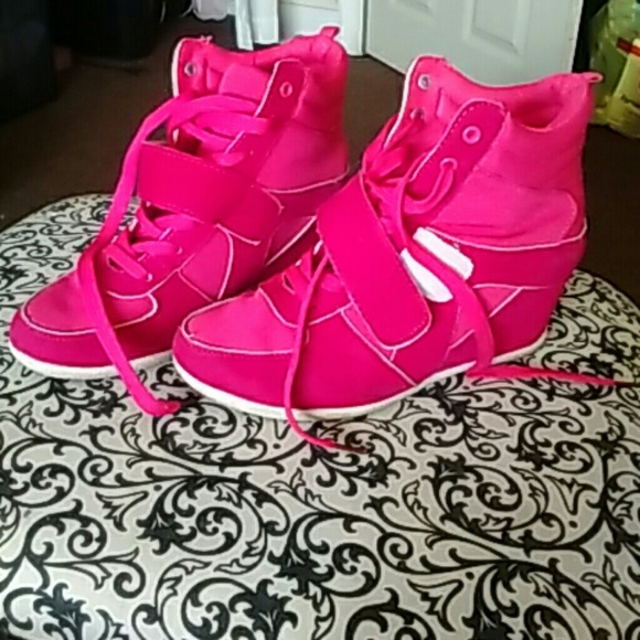 Sneaker wedge