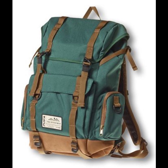 GREEN KAVU CAMP SHERMAN BAG