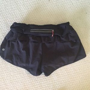 All black 4 way stretch speed shorts/ Lululemon