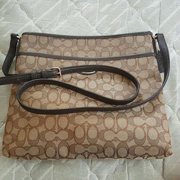 Brown coach corssbody