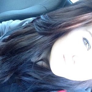 Meet your Posher, Deejah