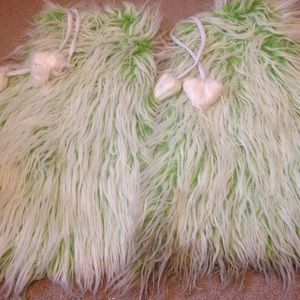 Rave frosted green fluffies
