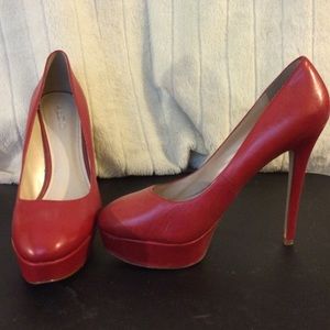 Red 💥 Hott Gently worn Sexy heels   💥
