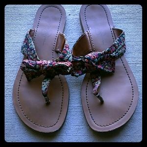 Jessica Simpson floral sandals