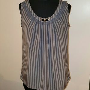 Simply Vera Vera Wang sleeveless blouse S