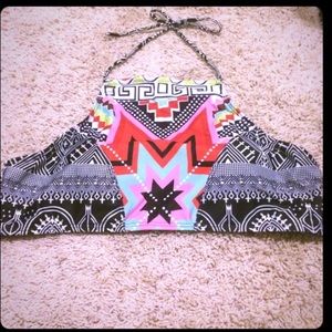 SOLD ☀️ Aztec print bikini top Large 🌸