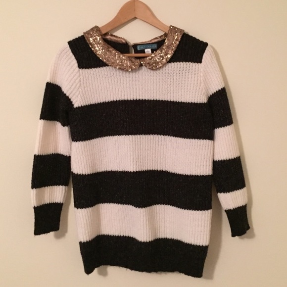 [sold] Black and white striped sweater - Picture 2 of 4